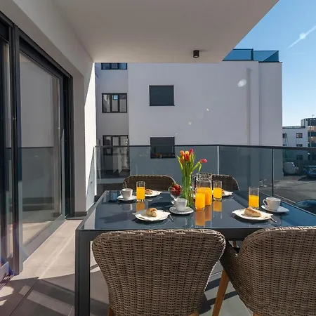 Poolside 2 Bedroom Ap. Mare Apartment Trogir